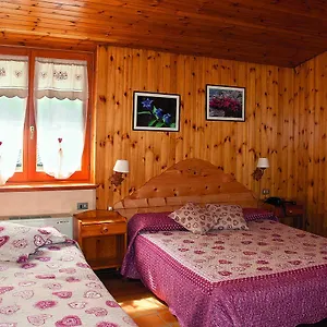 Hotel Corona 3*, Branzi Italia